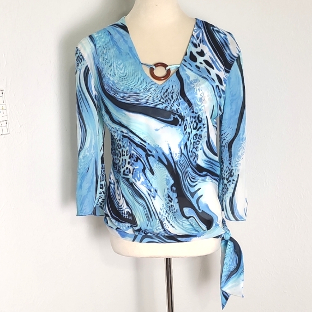 Piano Multicolor Print Top Tie on Side Wooden Circle @ Neckline/Sleeves Sz Small